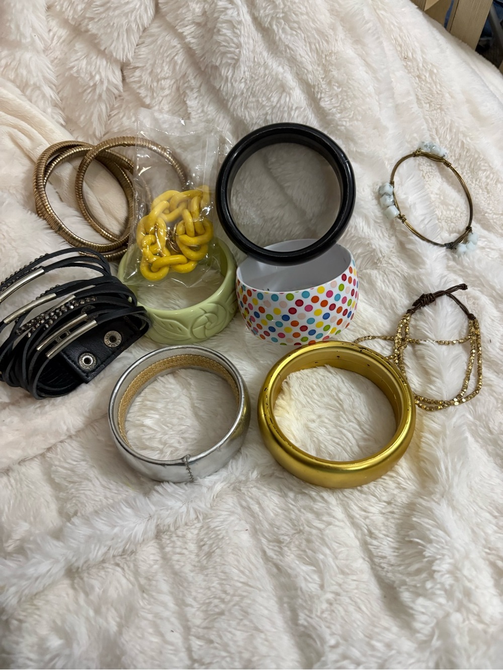 Ten Mixed Women’s Bangle Bracelet Set — Yellow, Gold, Silver, Black, polka dot,